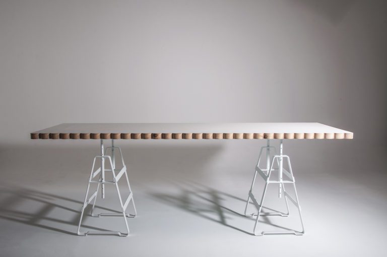 TABLE BOARD DOUBLE SIDE WHITE-LIGHT BLUE