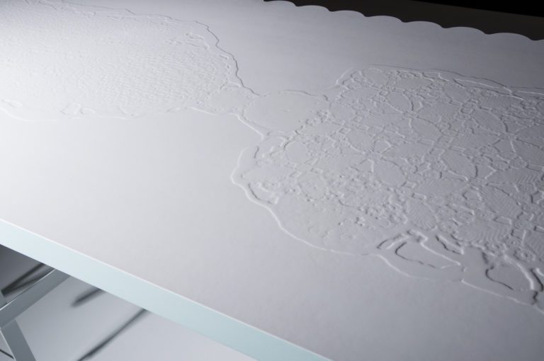 TABLE BOARD DOUBLE SIDE WHITE-LIGHT BLUE