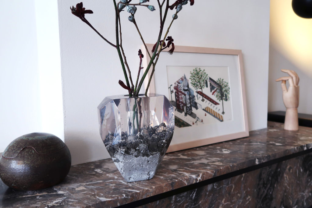 IN DISGUISE' Vase