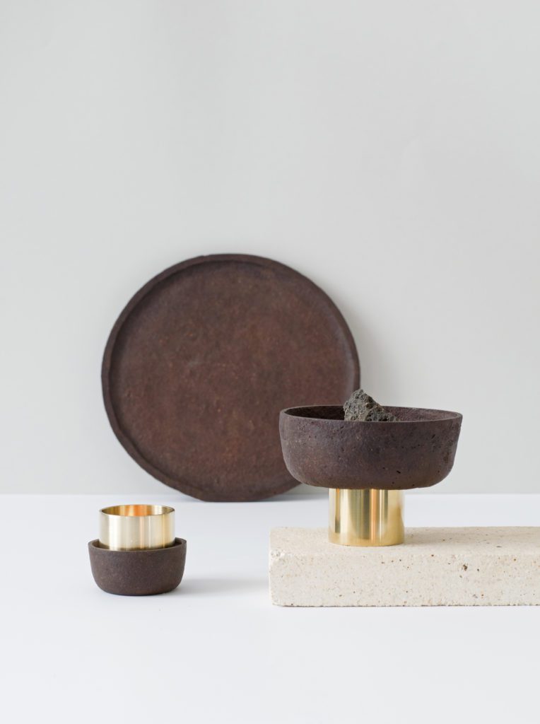 "GIRIA" Pedestal Bowl