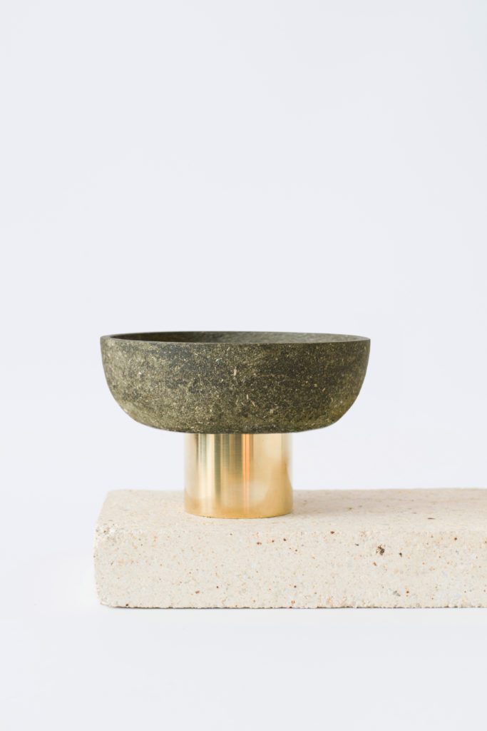 "GIRIA" Pedestal Bowl