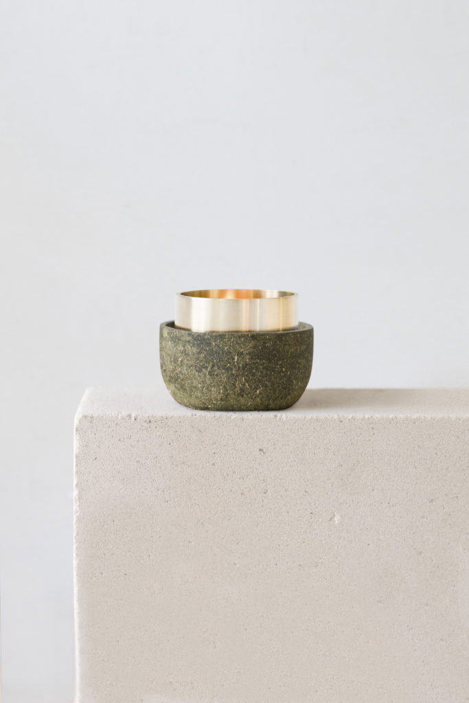 "GIRIA" Tealight Holder
