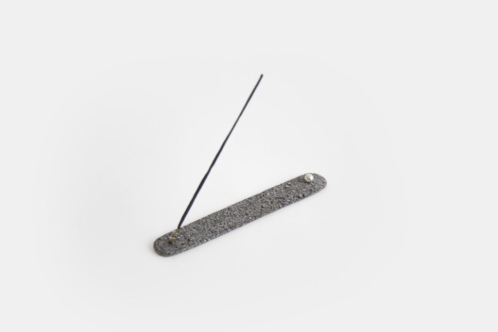 "Aves" Incense Holder — 2