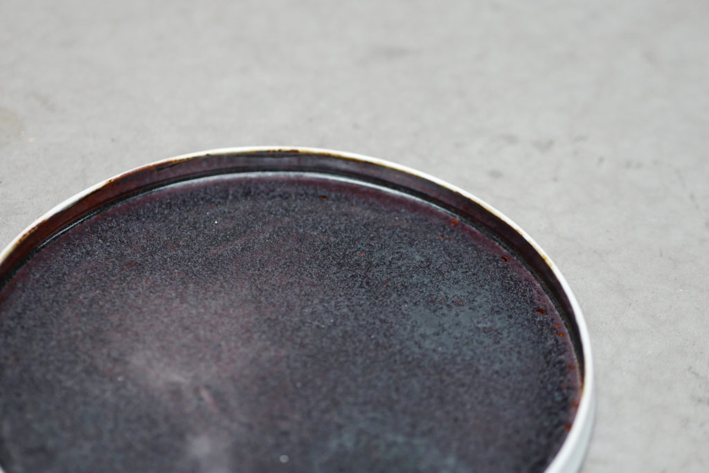 "ignorance Is Bliss" Round Plate — 10