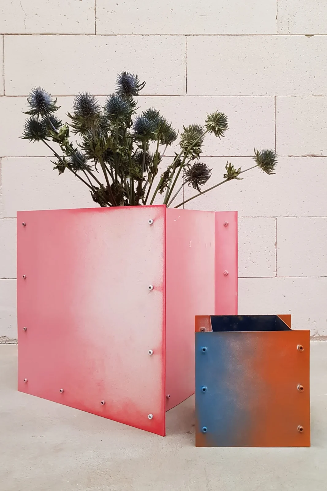Iron And Steel Life Cabin Vase A — 2