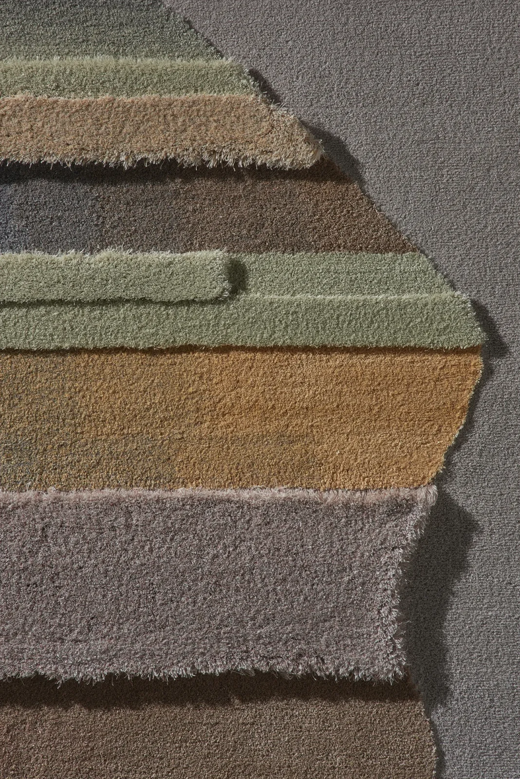 "Lutetia" Rug — 2