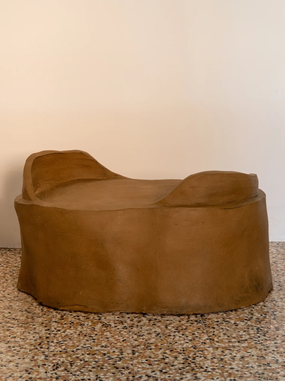 Confidente, Mediterranean and Moroccan influence