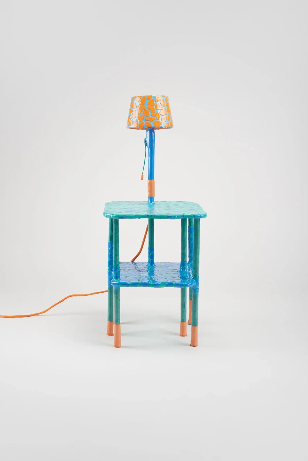 Night table made in 894 minutes — 2