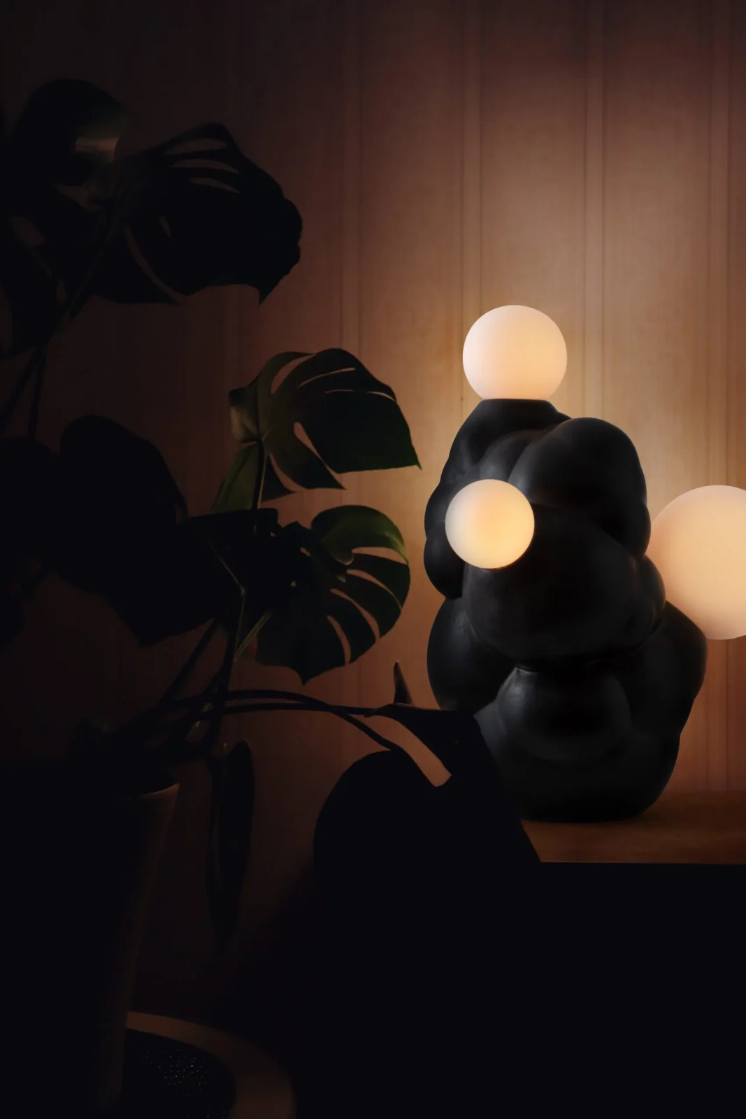 Botryoidal Table Lamp in Ceramic — 13