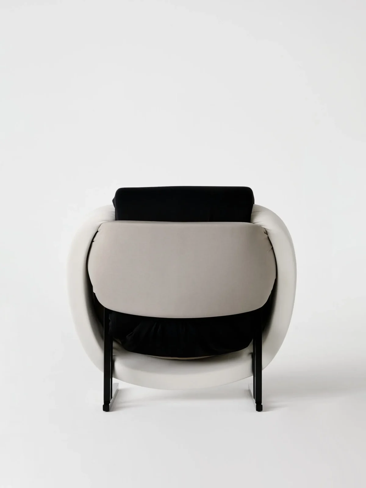 F.C Series, Formas Curvas 02 Armchair — 3
