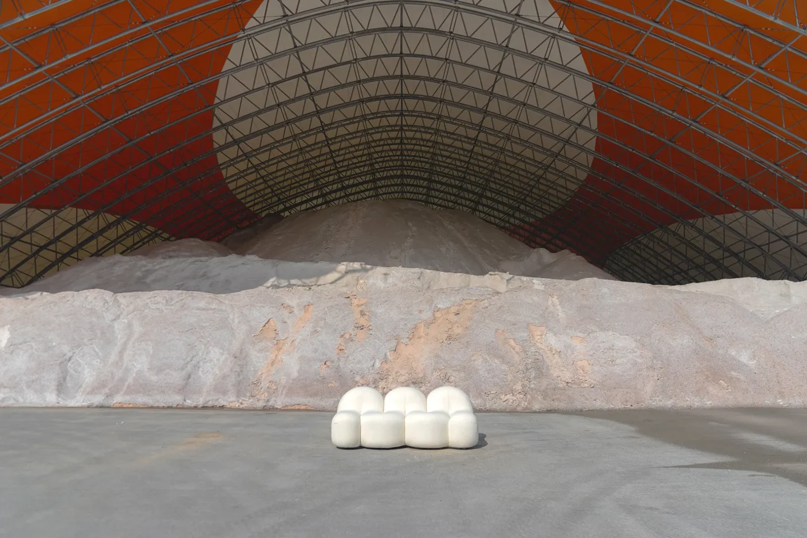Glove Couch — 2