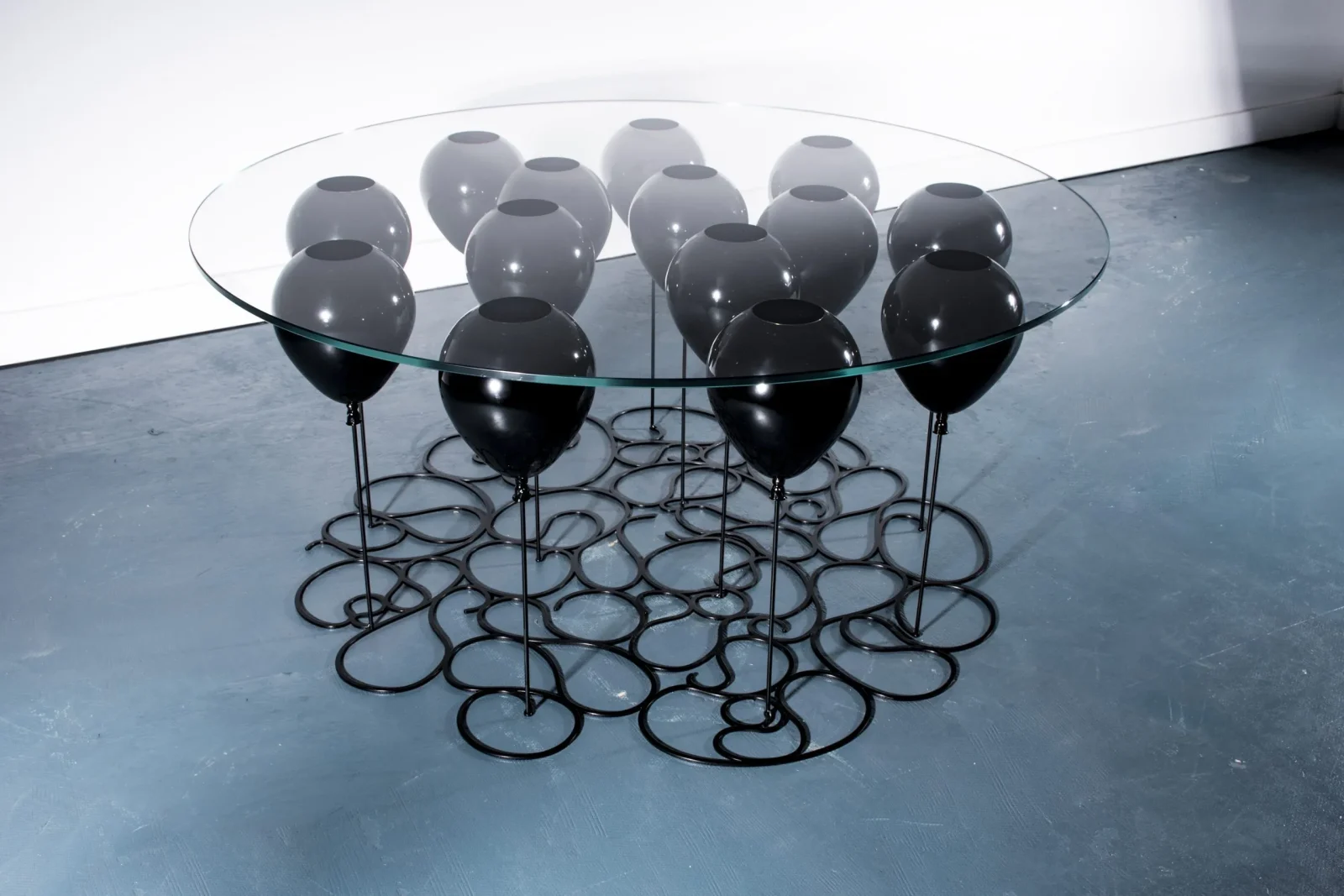 Up! Balloon Coffee Table, Black Edition — 2