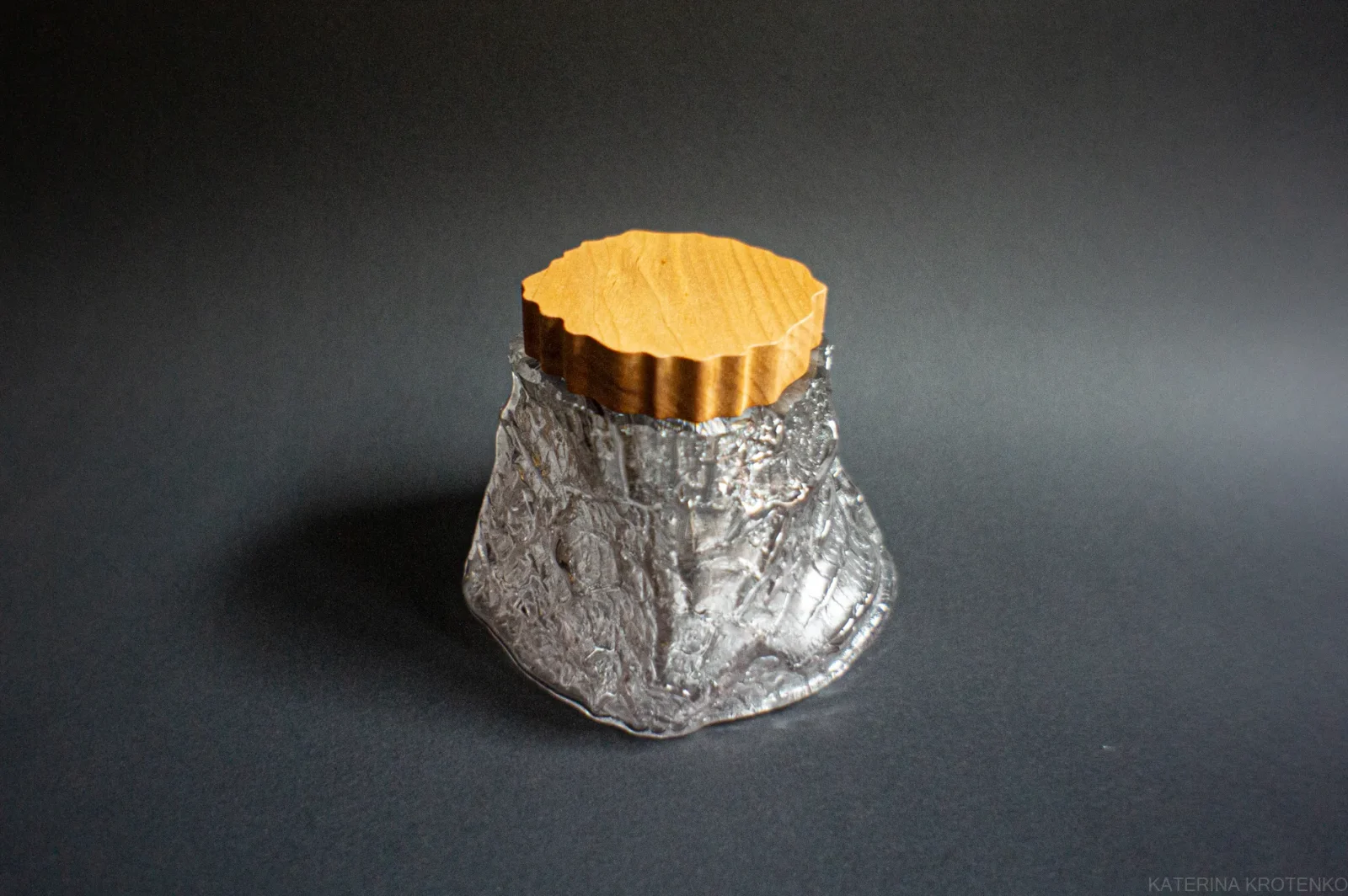 Shaped By Fire / Drago — A Pair Of Two Glass Treasuries — 9
