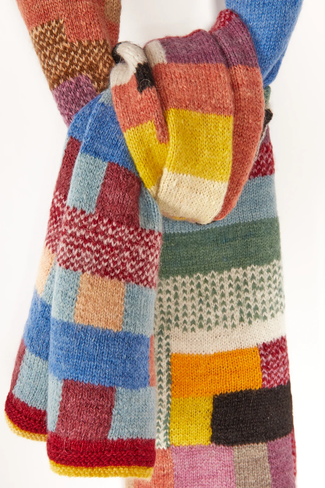 Revok Woolen Scarf — 4