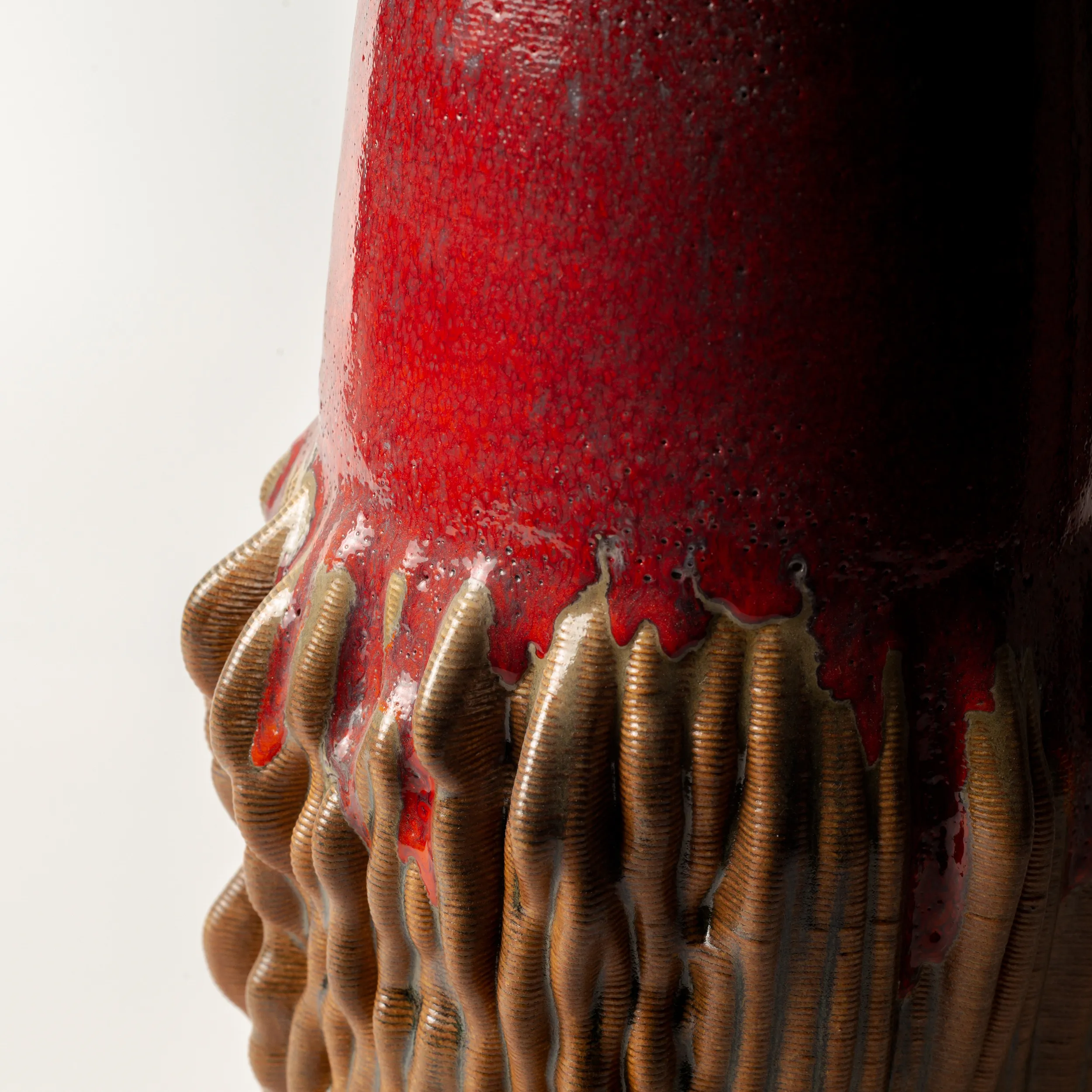 Yannis Vogdanis - Contemporary Ceramics at Isola