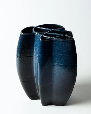 Intersect - 0 0 1 1 - Ceramic Vase 3d Printed