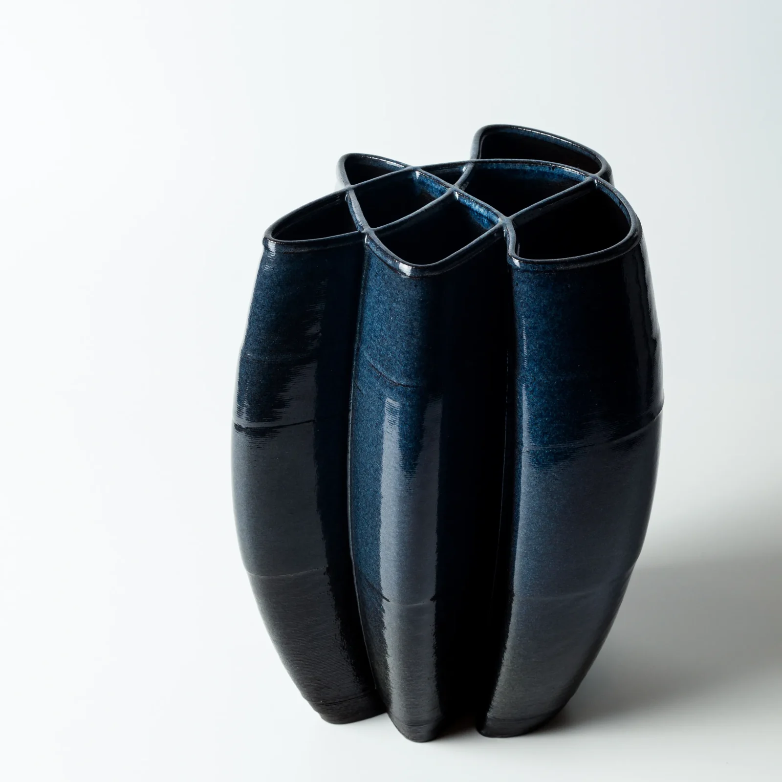 Intersect - 0 0 1 1 - Ceramic Vase 3d Printed — 3
