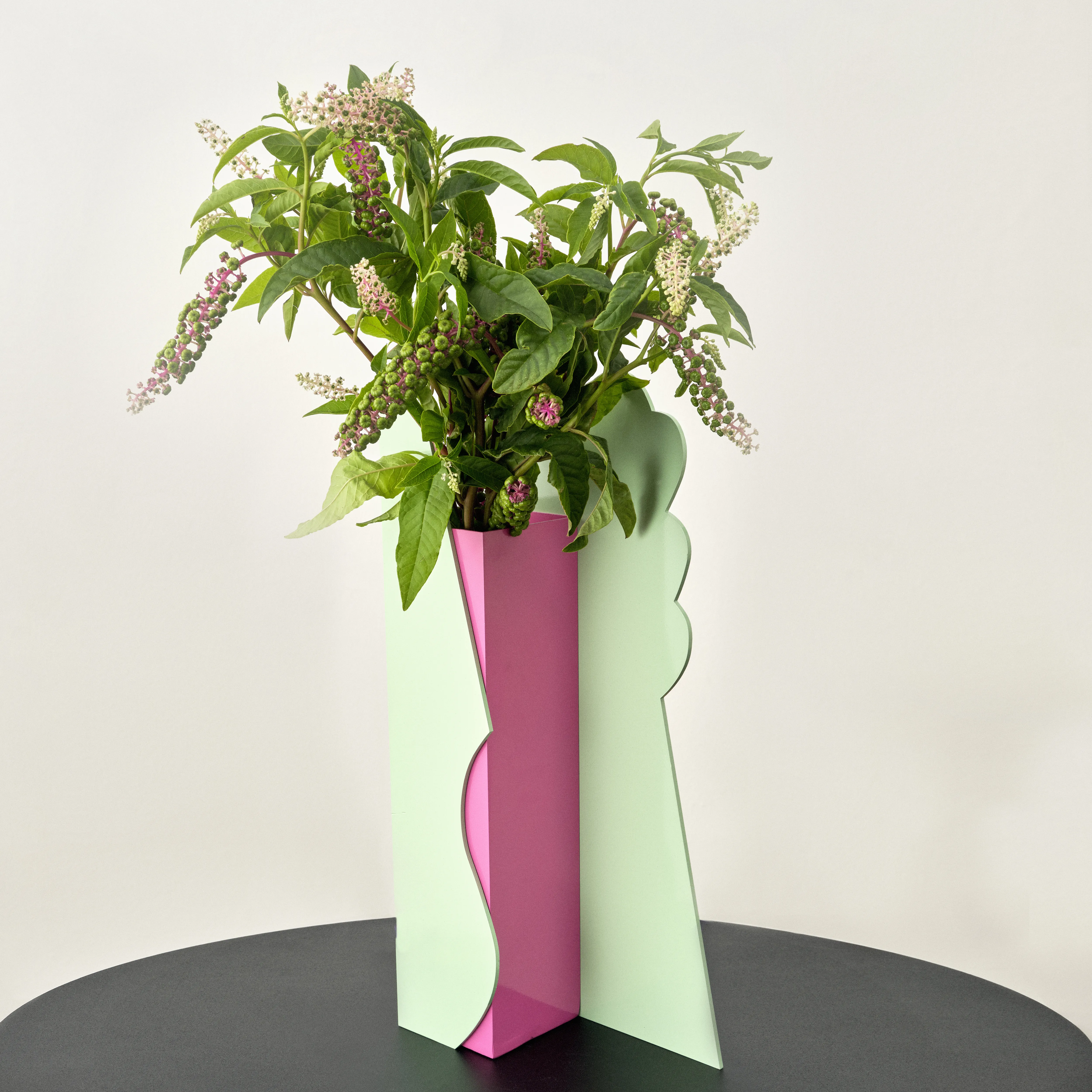 Frida – Large Aluminum Vase by Animate Objects