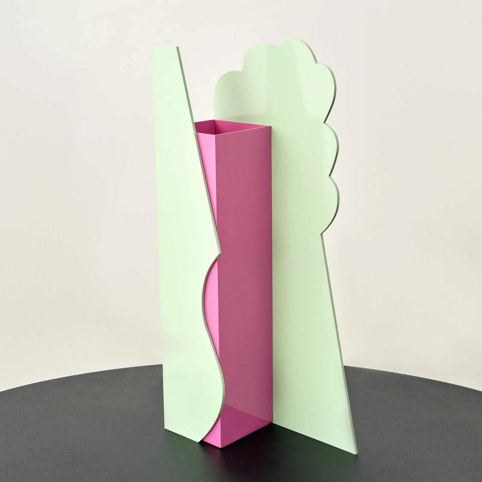 Frida - Large Aluminum Vase — 2