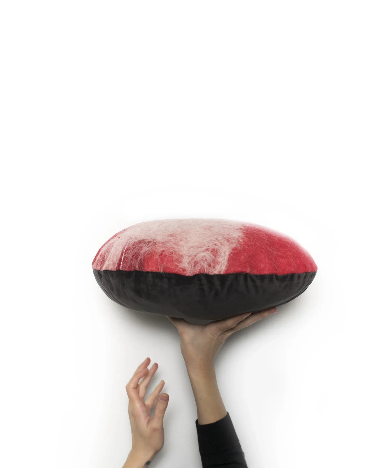 Doina Wool Cushion — 2