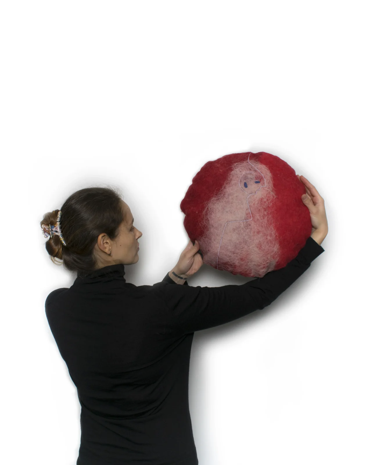 Doina Wool Cushion — 3