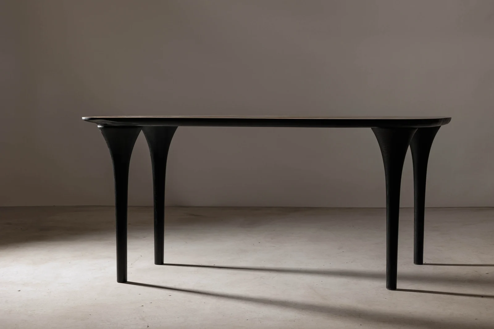 EM212 Dining Table — 2