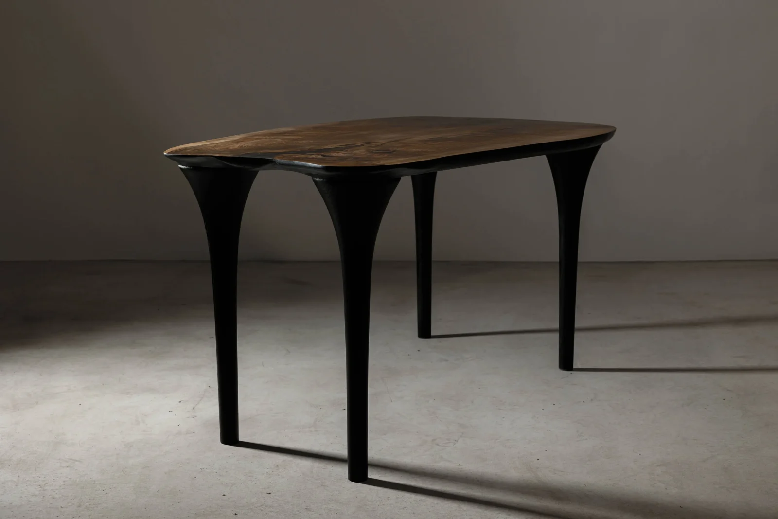 EM212 Dining Table — 6