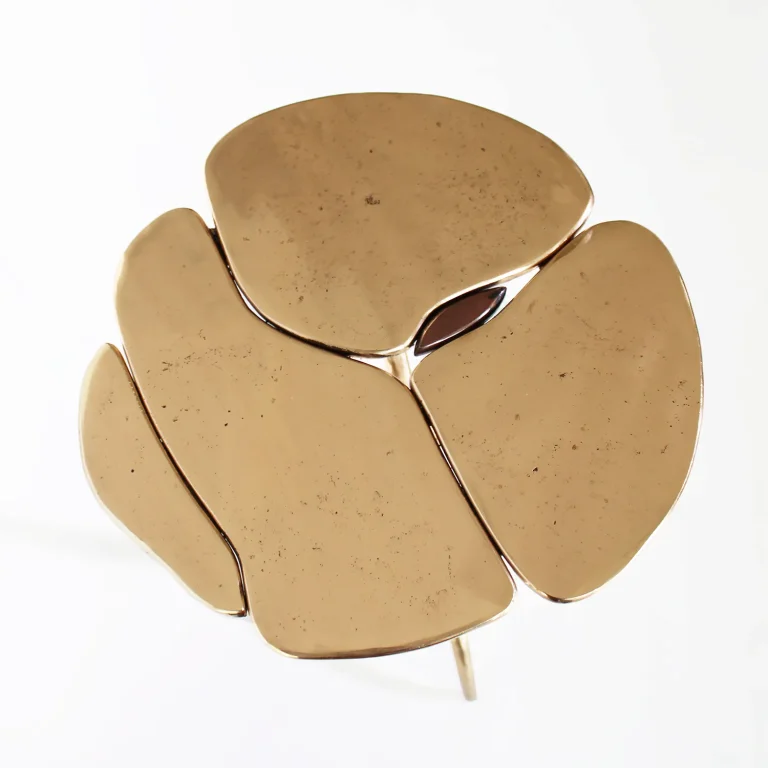 Iris Table — 2