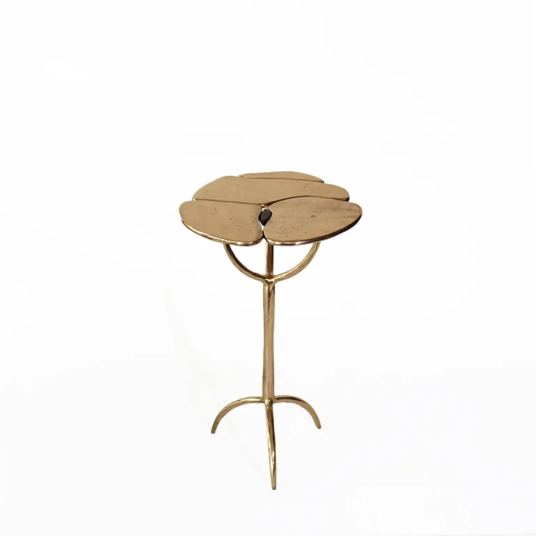 Iris Table — 8