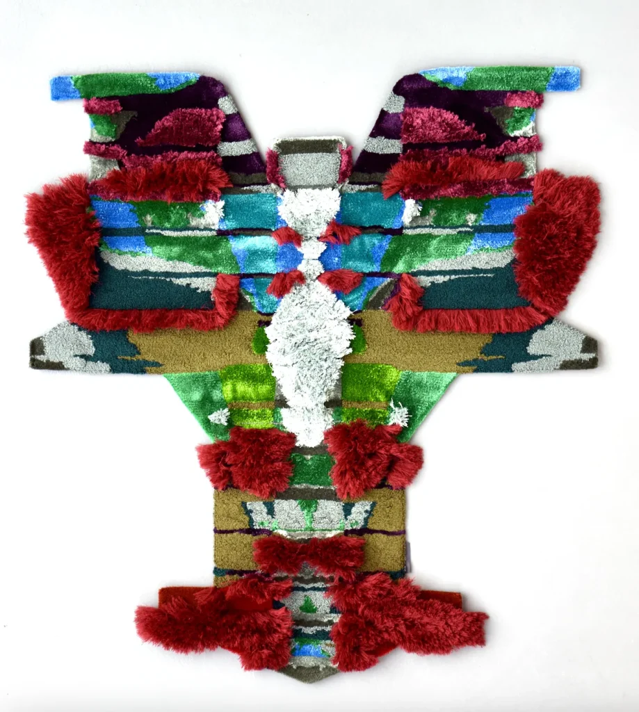 The Nature Face tapestry in varied wool pile heights by Sandra Keja Planken