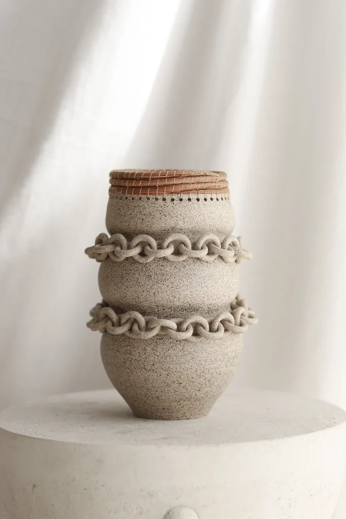 Abrazo Ceramic Vase — 7