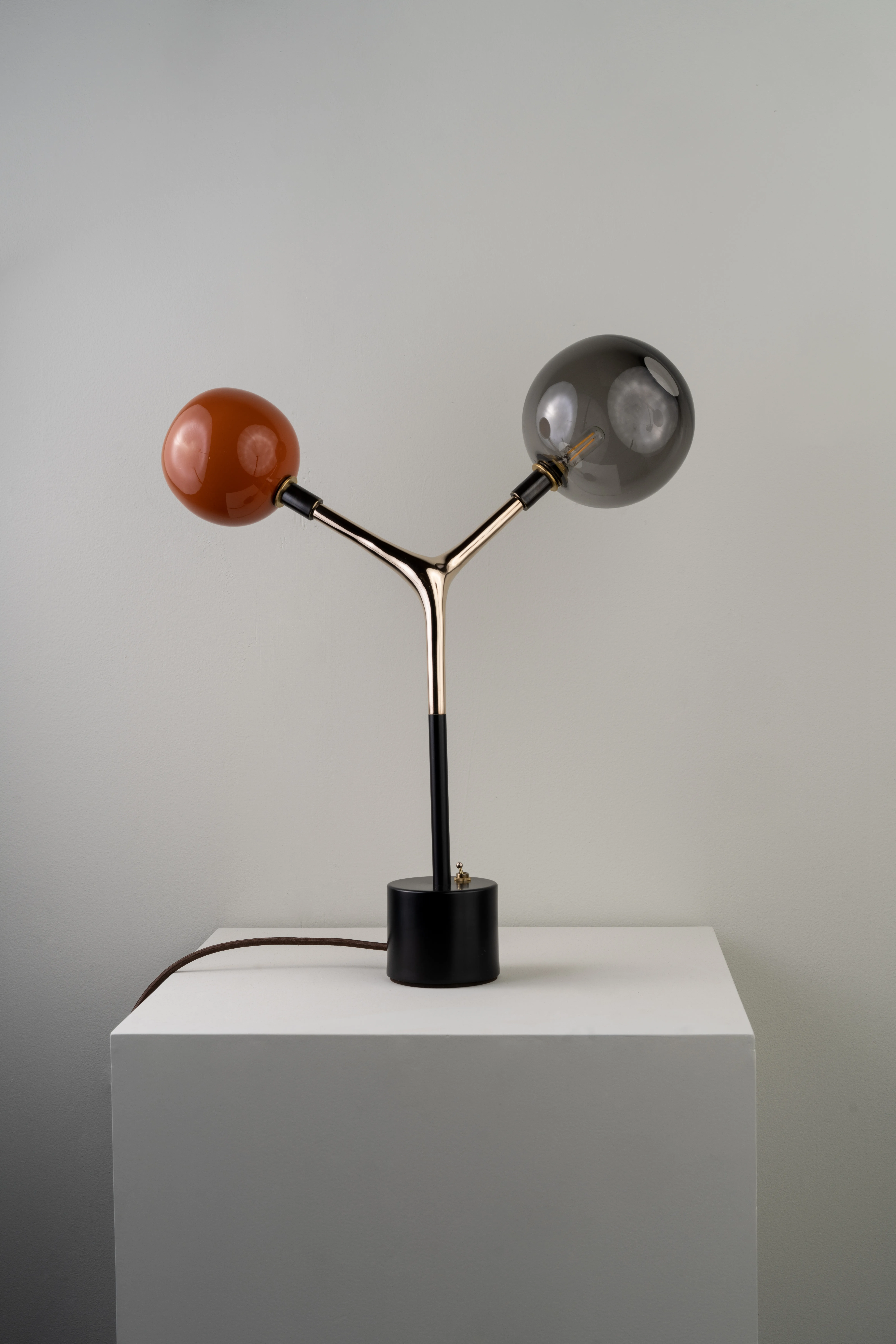 Mácula Minimalist Table Lamp by Isabel Moncada