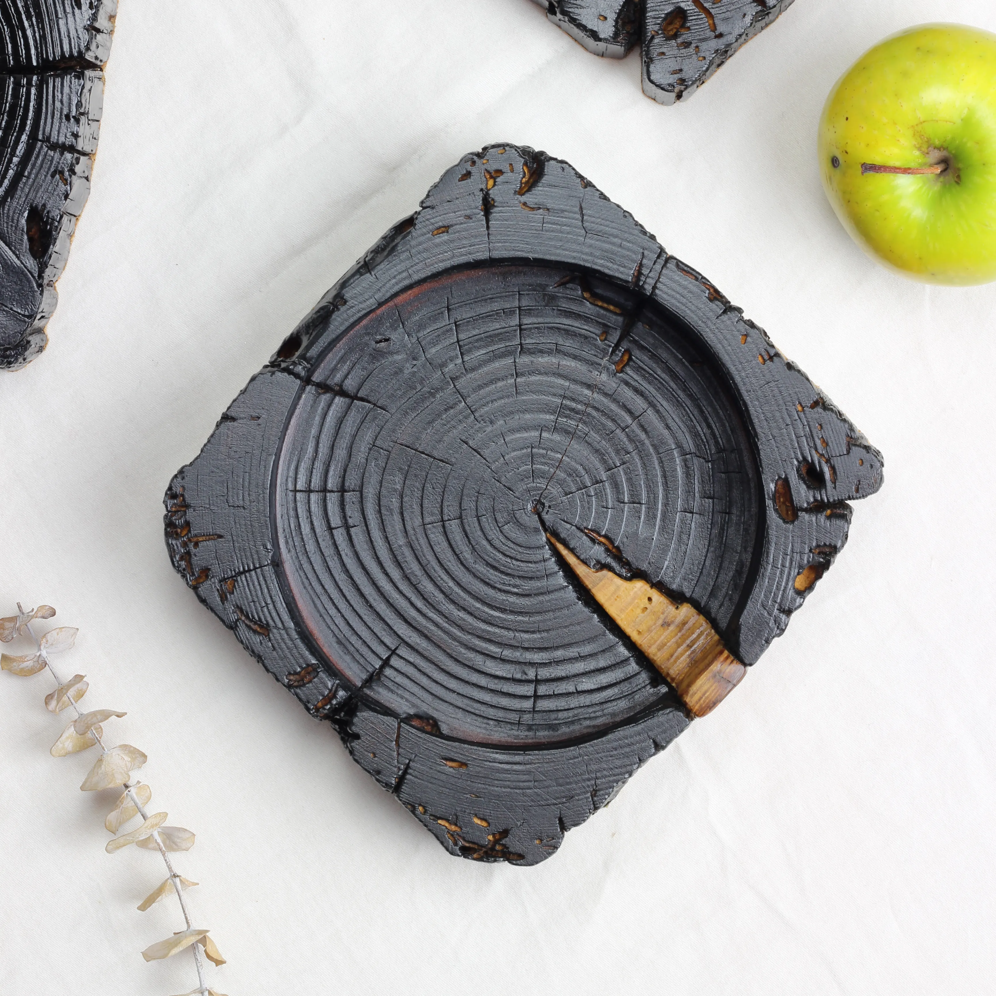 Bruciata Wooden Tray
by Gábor Góbi