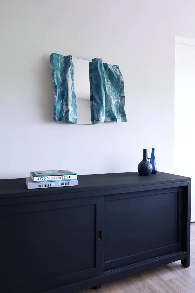 FLOW Mirror - Blue — 3