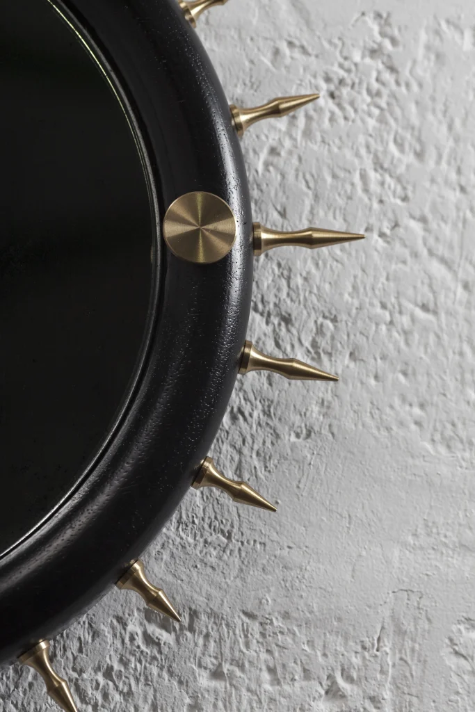 Sitiera_02 - Solid Wood Wall Mirror Bronze Or Stainless Steel Spikes — 4