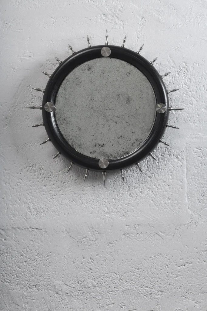 Sitiera_02 - Solid Wood Wall Mirror Bronze Or Stainless Steel Spikes — 14