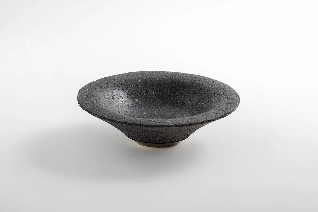 Chimborazo - Decorative Volcanic Stone Bowl — 1