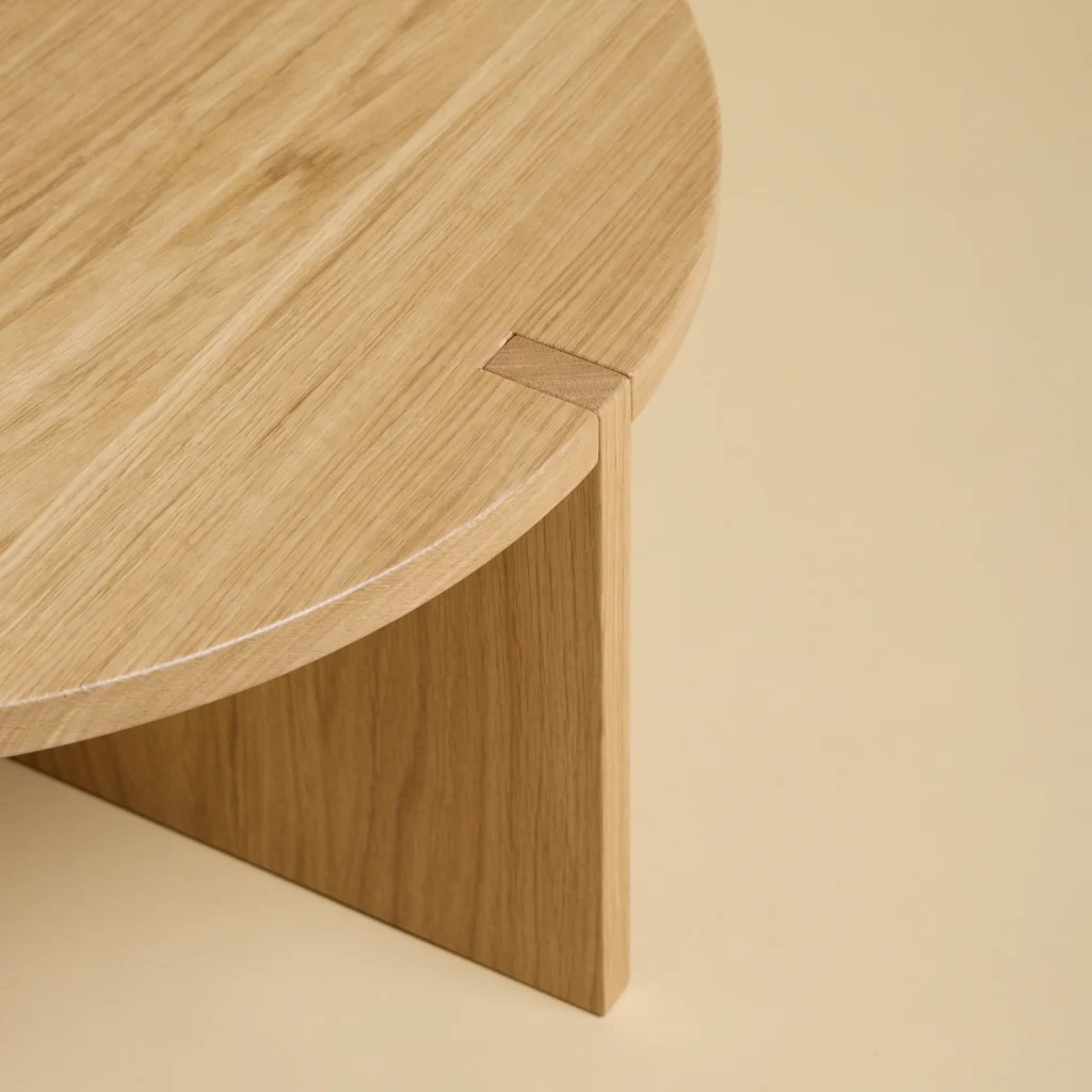 Round Solid Oak Coffee Table - Minami Series — 4