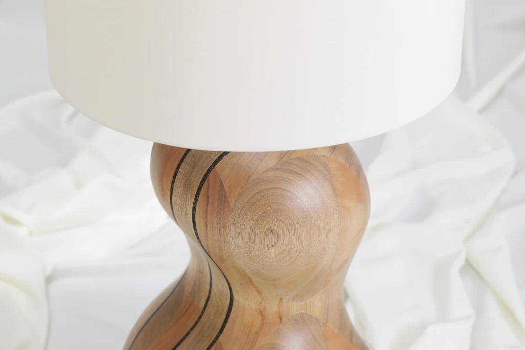 Curvita Table Lamp in Solid Wood — 7