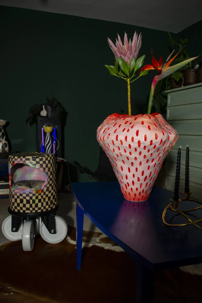 Fraise - Ceramic Strawberry Vase — 3
