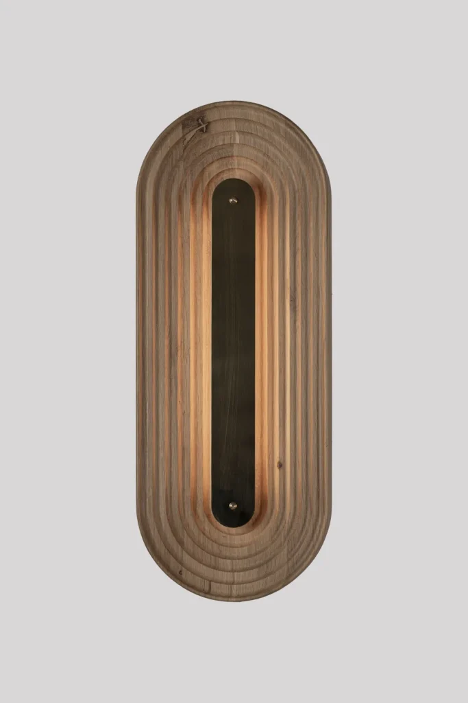 Dromos - Medium Illuminated Wall Lamp — 2