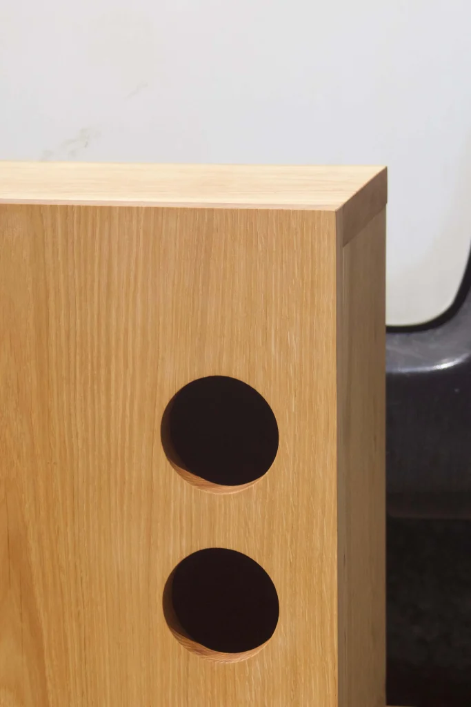Sensitive Wood - Oak Side Table / Cabinet — 3