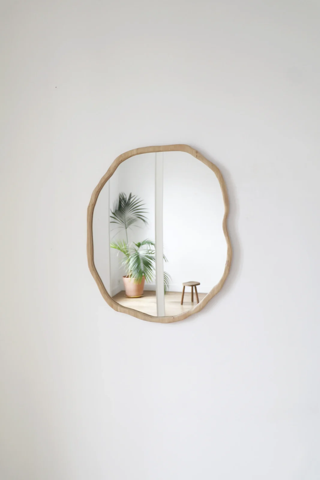 Ondulation Mirror - Medium — 2