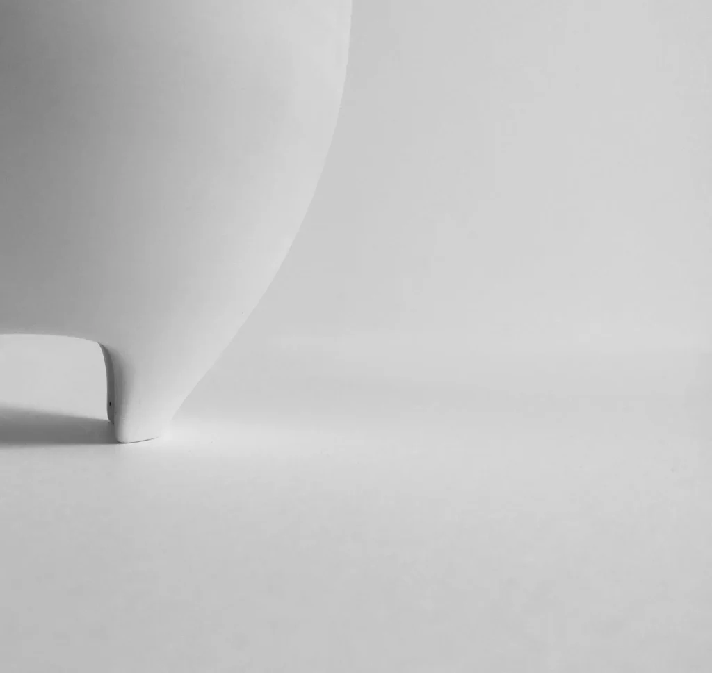 Geta - White Porcelain Pot — 4