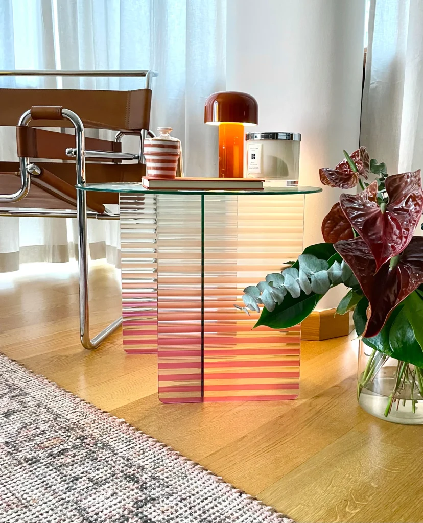 Kaila-i - Medium Ribbed Glass Side Table — 6