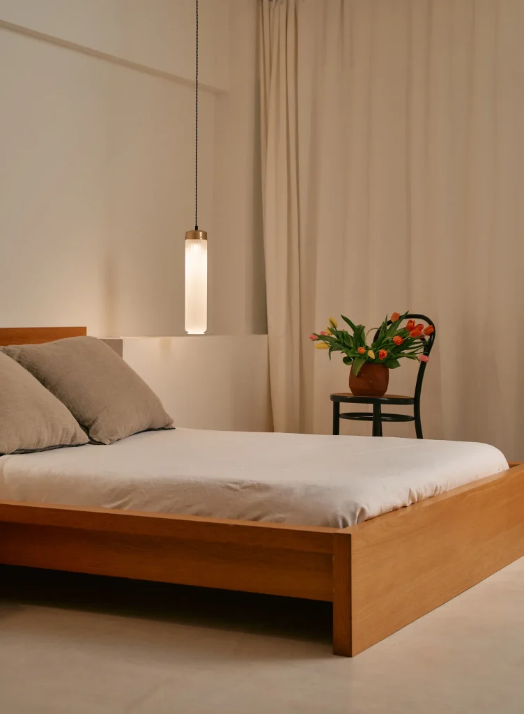 Ines Ceiling Lamp in Blown Glass And Brass — 6