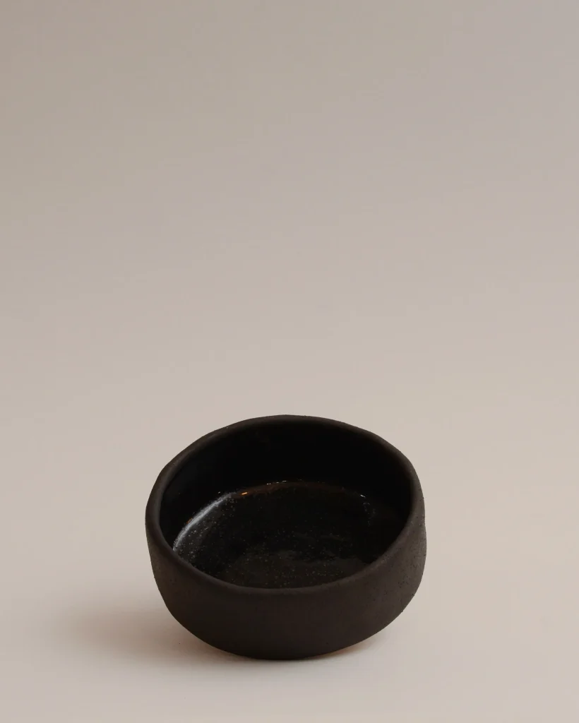 Stoneware Bowl 001 - Medium — 6