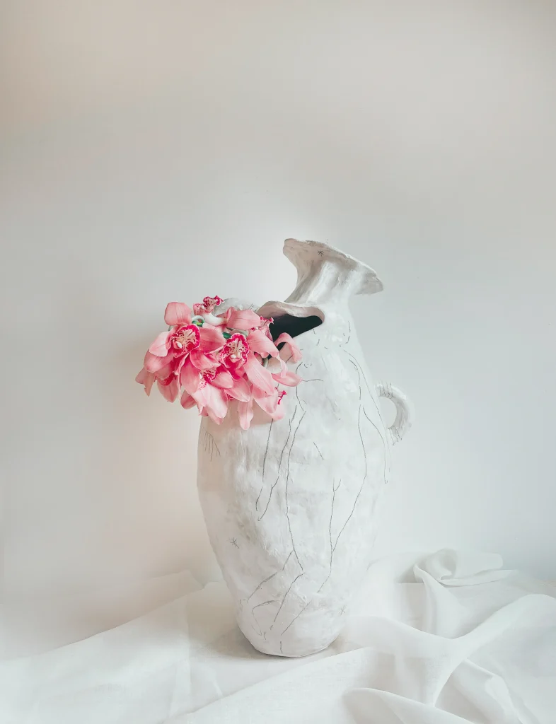 Ossa – Ceramic Sculptural Vase
by ccontinua+mamt