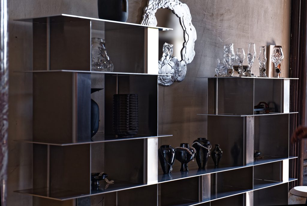 Stack 175 - Raw Aluminium Shelf — 3