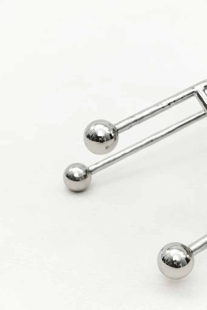 Liquid Table Stainless Steel — 4
